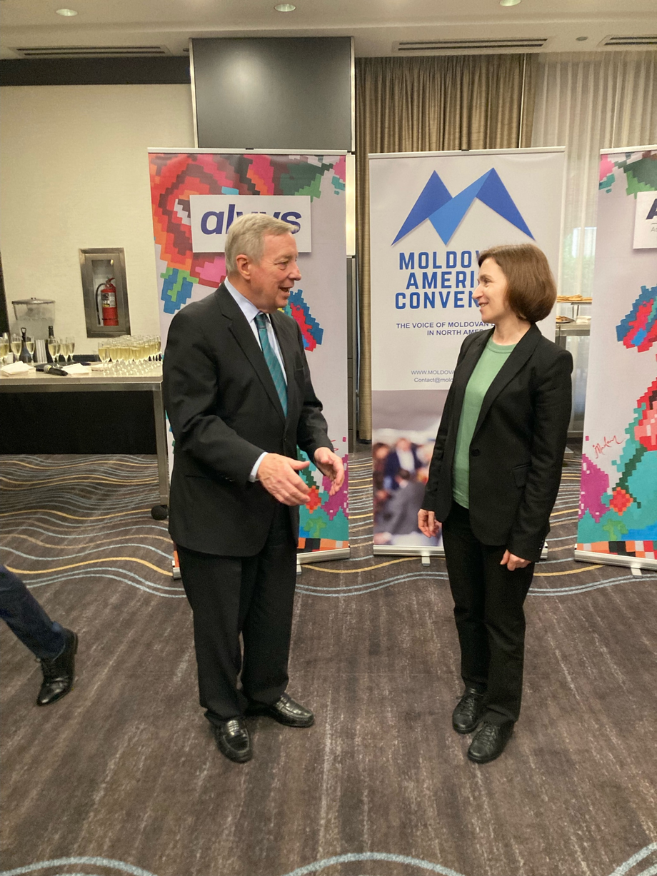 DURBIN MEETS WITH MOLDOVAN PRESIDENT